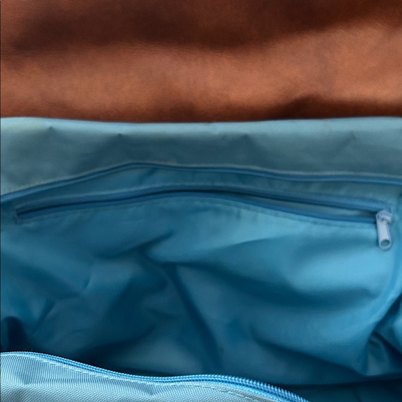 Adidas Retro Blue and White Sports Bag - Picture 5 of 9